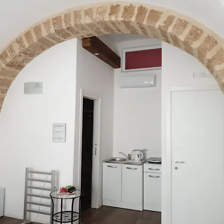 Garruba 101 Pensjonat Bari
