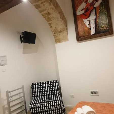 Garruba 101 Konukevi 3*